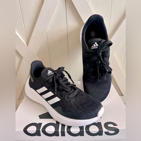 ADIDAS Puremotion 2.0 Running Shoes 8.5 NIB NWT HP9878
Women’s Men’s - Picture 9 of 15